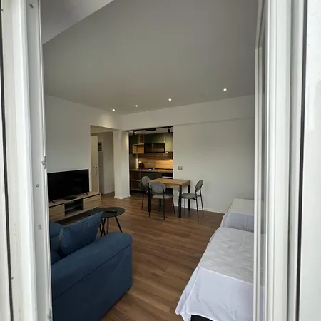 At Urban Bliss Appartement *